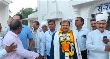 सतनामी मित्र मंडल भिलाई नगर द्वारा, डॉ ए.डी. बनर्जी का सैक्टर 6 सतनाम भवन में किया गया स्वागत, पिछले 30 सालो तक बीएसपी अस्पताल में डॉक्टर के रूप में दिए सेवा 