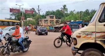 छावनी चौक में यातायात व्यवस्था हुए बेलगाम, दुर्घटनाओं का बना रहता अंदेशा, ट्रैफिक सिग्नल अभी तक नहीं हुआ चालू