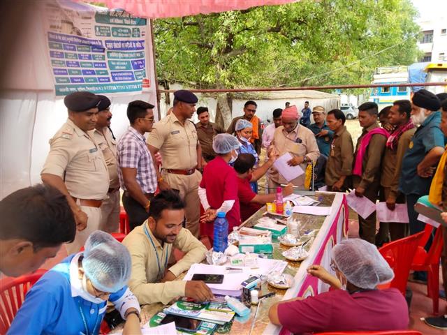 स्कूली छात्र,छात्राओ के सुरक्षित परिवहन को ध्यान में रखते हुए सुप्रीम कोर्ट की गाईड लाईन के अनुसार द्वितीय चरण में स्कूल बसों की जांच शिविर का आयोजन 
