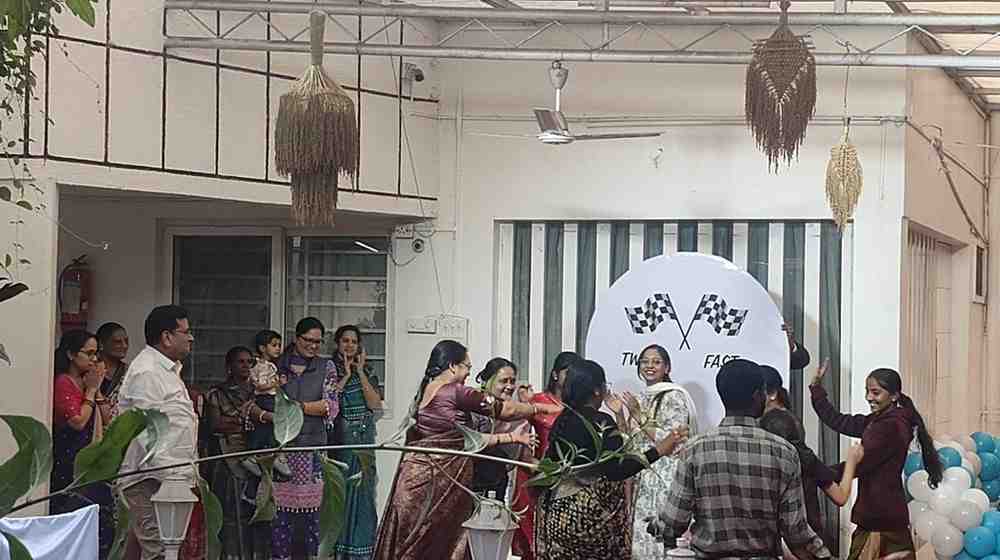 दुर्ग ब्रेकिंग: चैतन्य बघेल की रिहाई, घर में जश्न का माहौल
